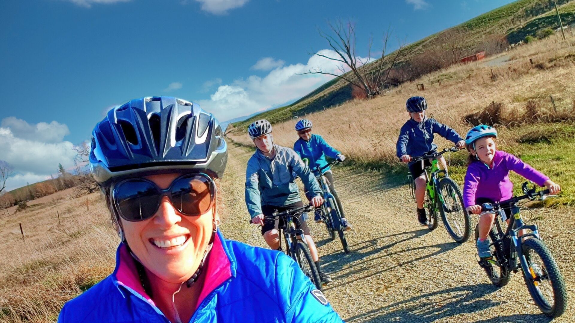 Shebikeshebikes, we aim to provide you with the best value, quality and stress free cycling adventures on the Otago Cycling Trails